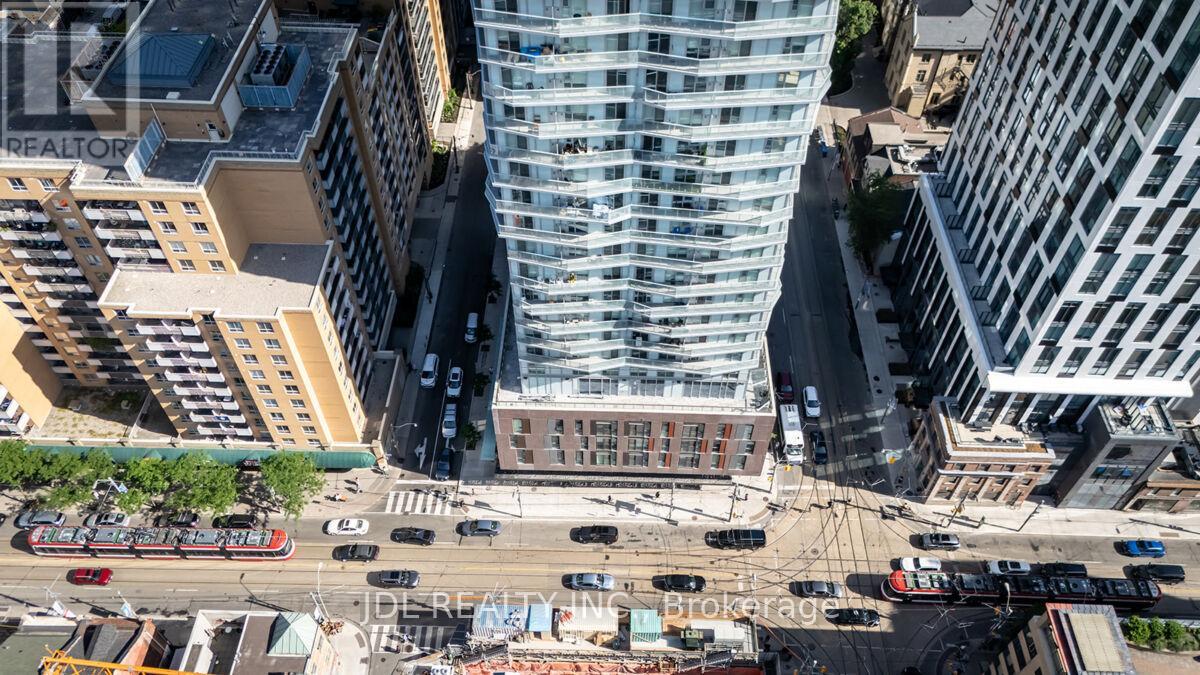 2105 - 100 Dalhousie Street, Toronto, Ontario  M5B 0C7 - Photo 2 - C12691324