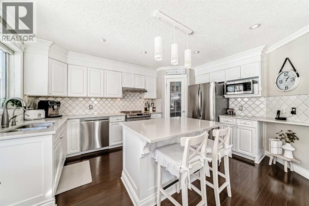 91 Somerglen Road Sw, Calgary, Alberta  T2Y 3S3 - Photo 12 - A2278120