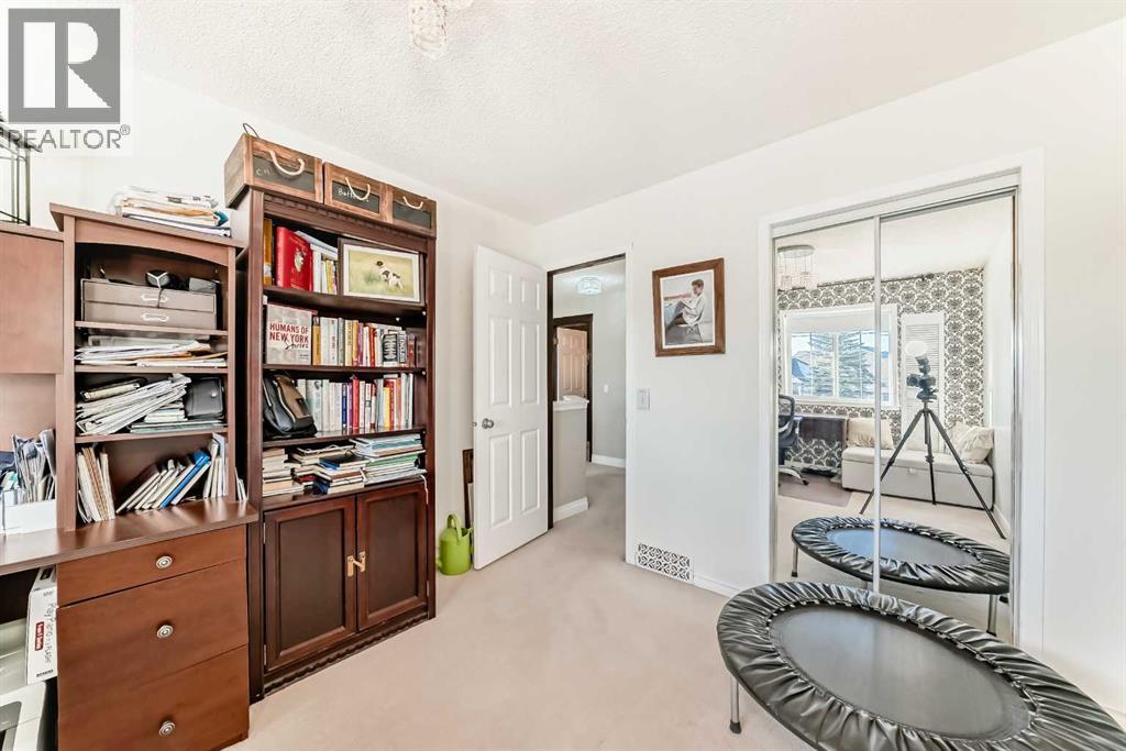 91 Somerglen Road Sw, Calgary, Alberta  T2Y 3S3 - Photo 28 - A2278120