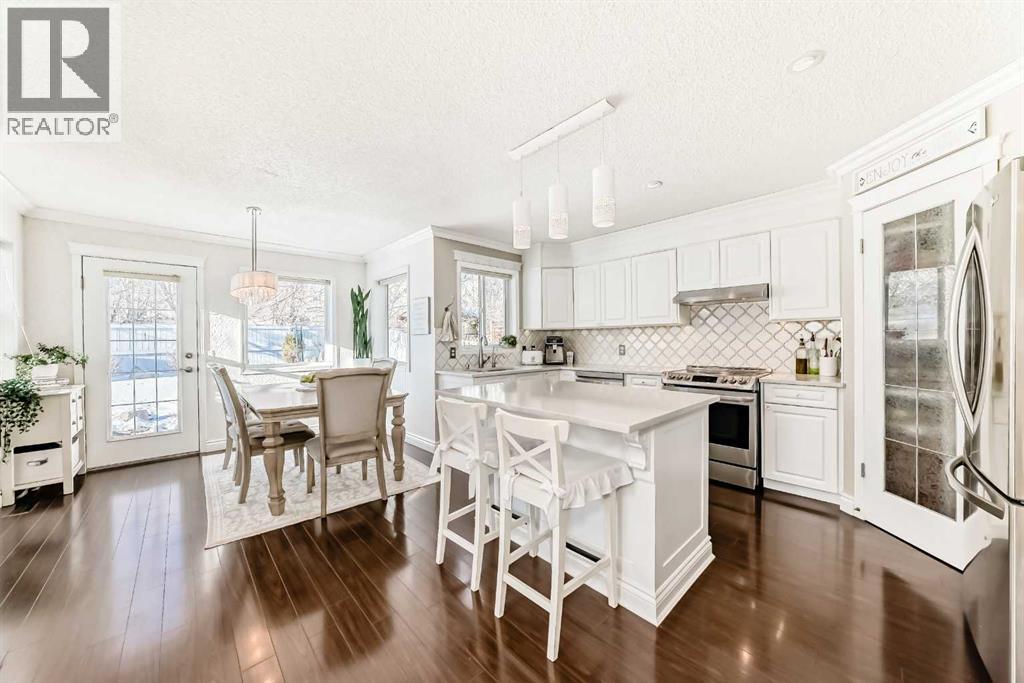 91 Somerglen Road Sw, Calgary, Alberta  T2Y 3S3 - Photo 9 - A2278120