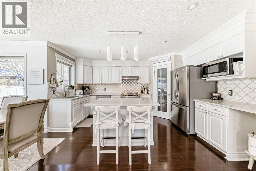 91 Somerglen Road Sw, Calgary, Alberta  T2Y 3S3 - Photo 10 - A2278120