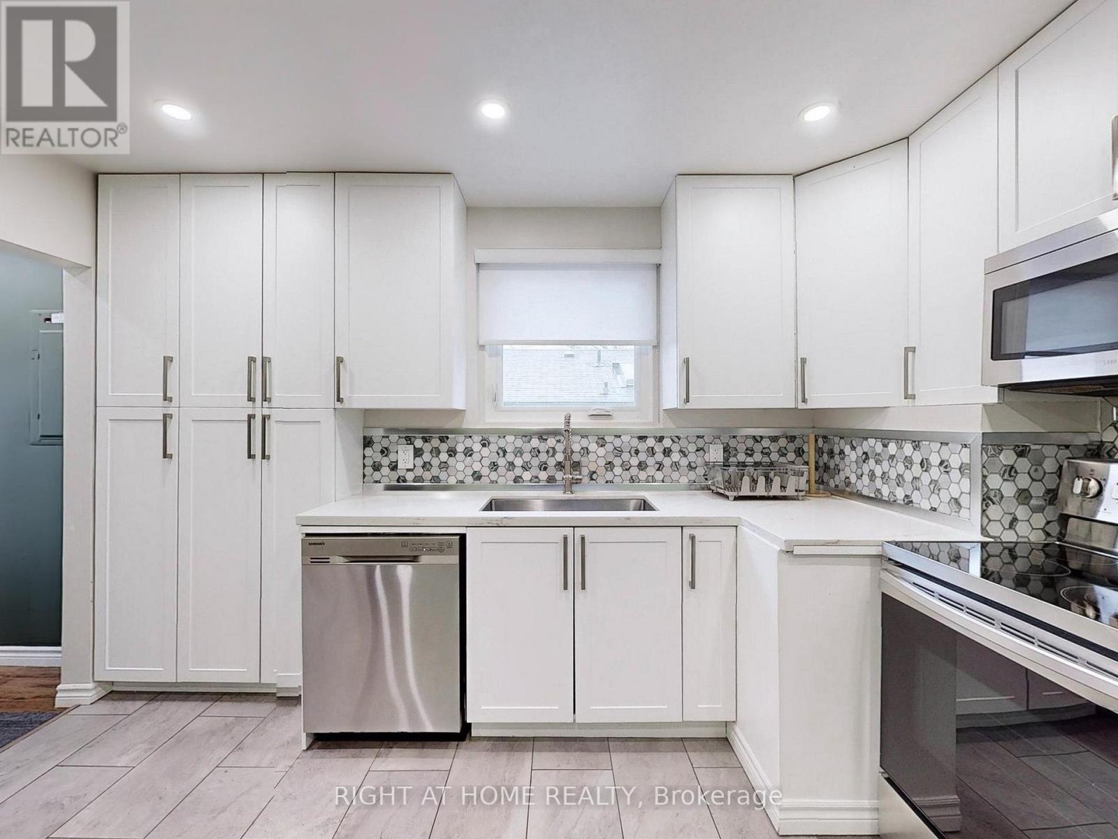 Upper - 606 Shakespeare Avenue N, Oshawa, Ontario  L1H 3H7 - Photo 17 - E12691390