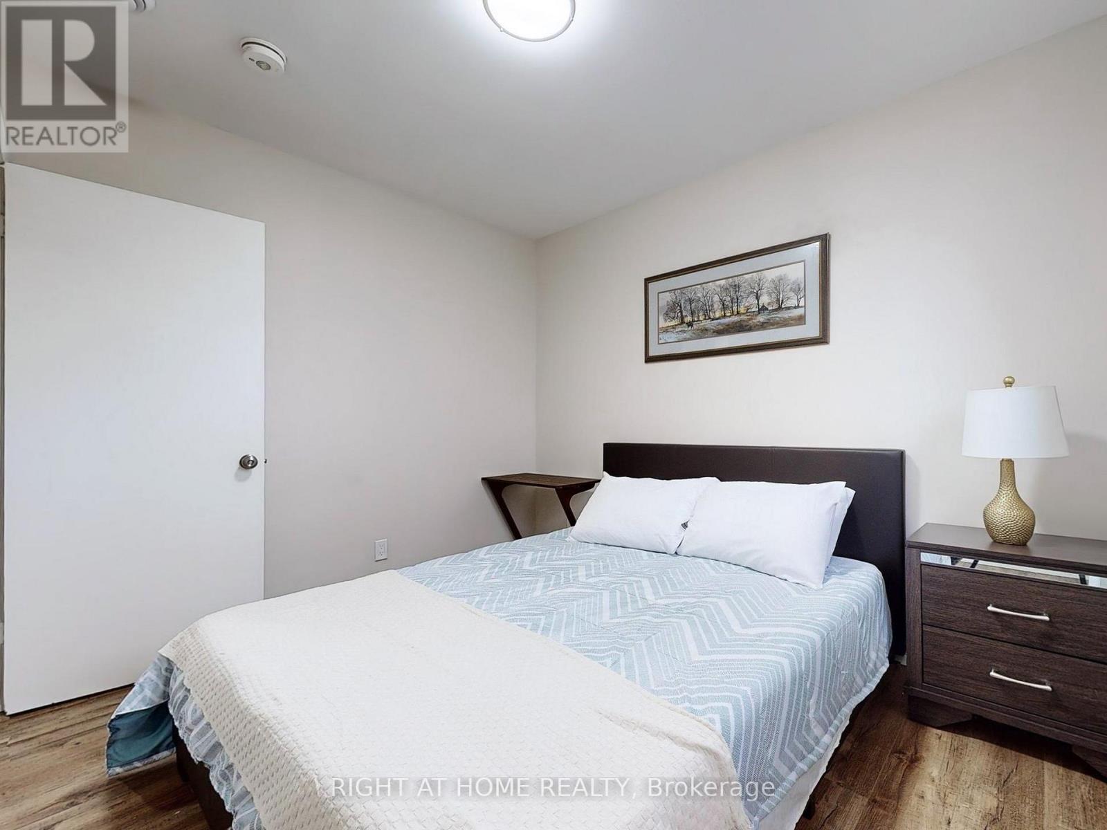 Upper - 606 Shakespeare Avenue N, Oshawa, Ontario  L1H 3H7 - Photo 24 - E12691390