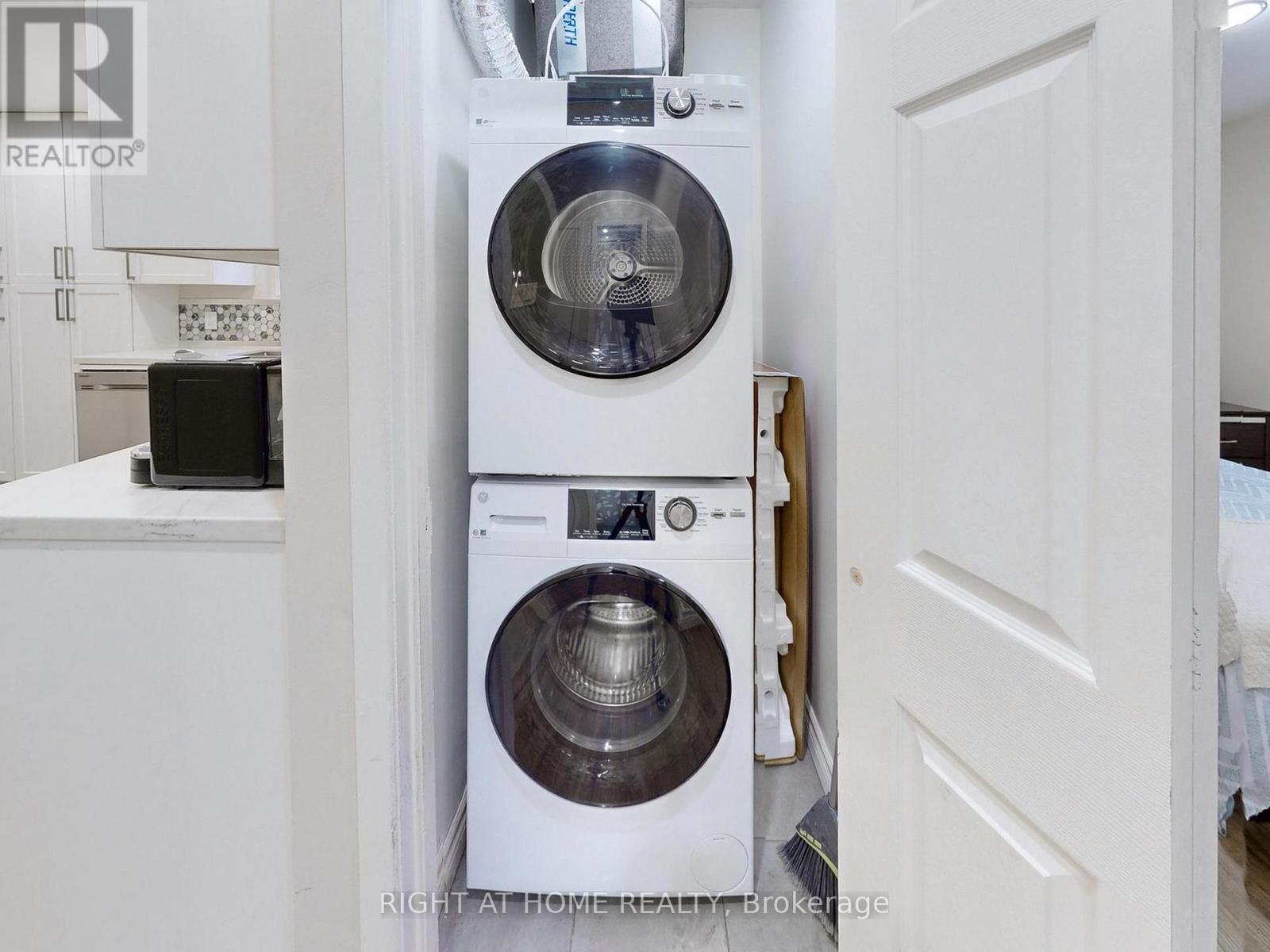 Upper - 606 Shakespeare Avenue N, Oshawa, Ontario  L1H 3H7 - Photo 32 - E12691390