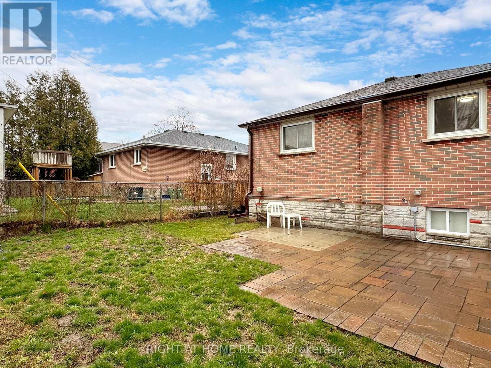 Upper - 606 Shakespeare Avenue N, Oshawa, Ontario  L1H 3H7 - Photo 35 - E12691390