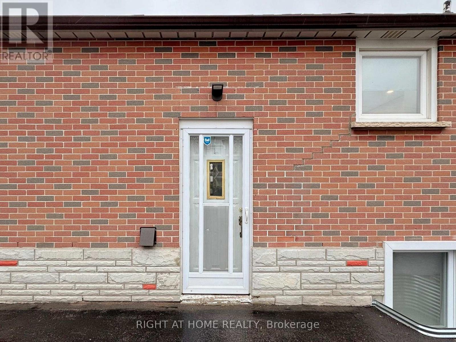 Upper - 606 Shakespeare Avenue N, Oshawa, Ontario  L1H 3H7 - Photo 38 - E12691390