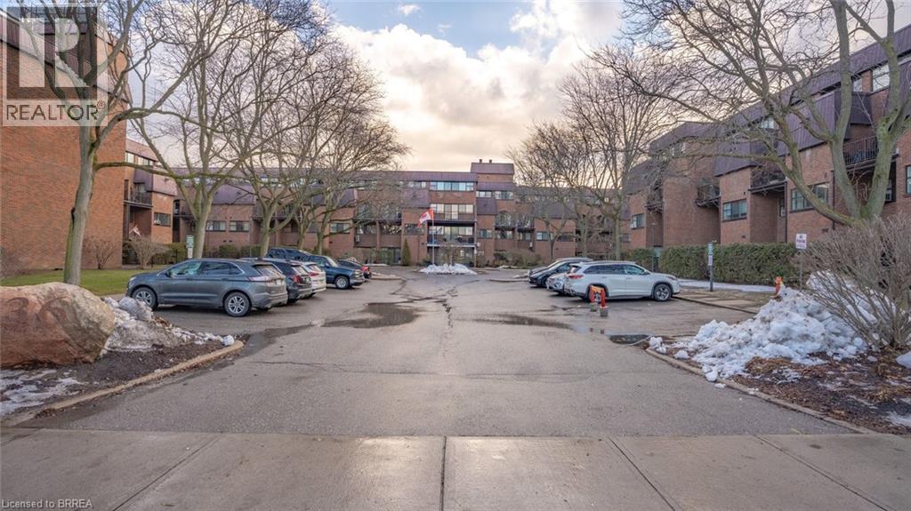 36 Hayhurst Road Unit# 136, Brantford, Ontario  N3R 6Y9 - Photo 28 - 40798060
