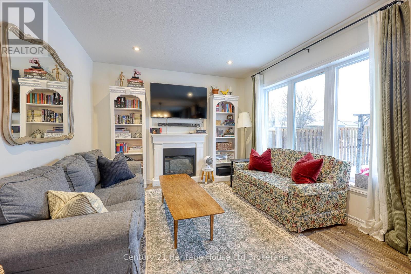 72 Pearl Street, Tillsonburg, Ontario  N4G 0A2 - Photo 14 - X12691354