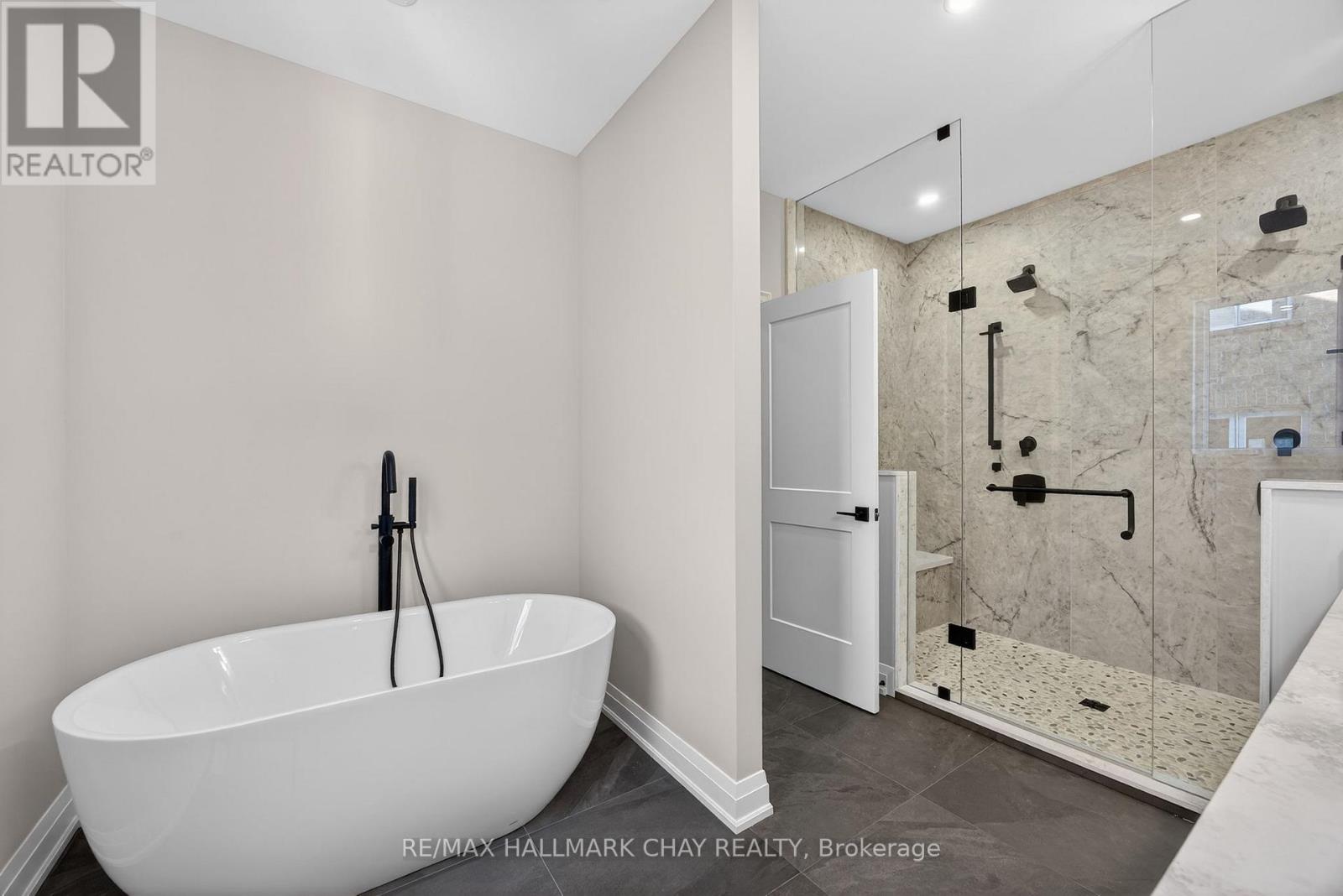 86 37th Street N, Wasaga Beach, Ontario  L9Z 2B5 - Photo 11 - S12691270