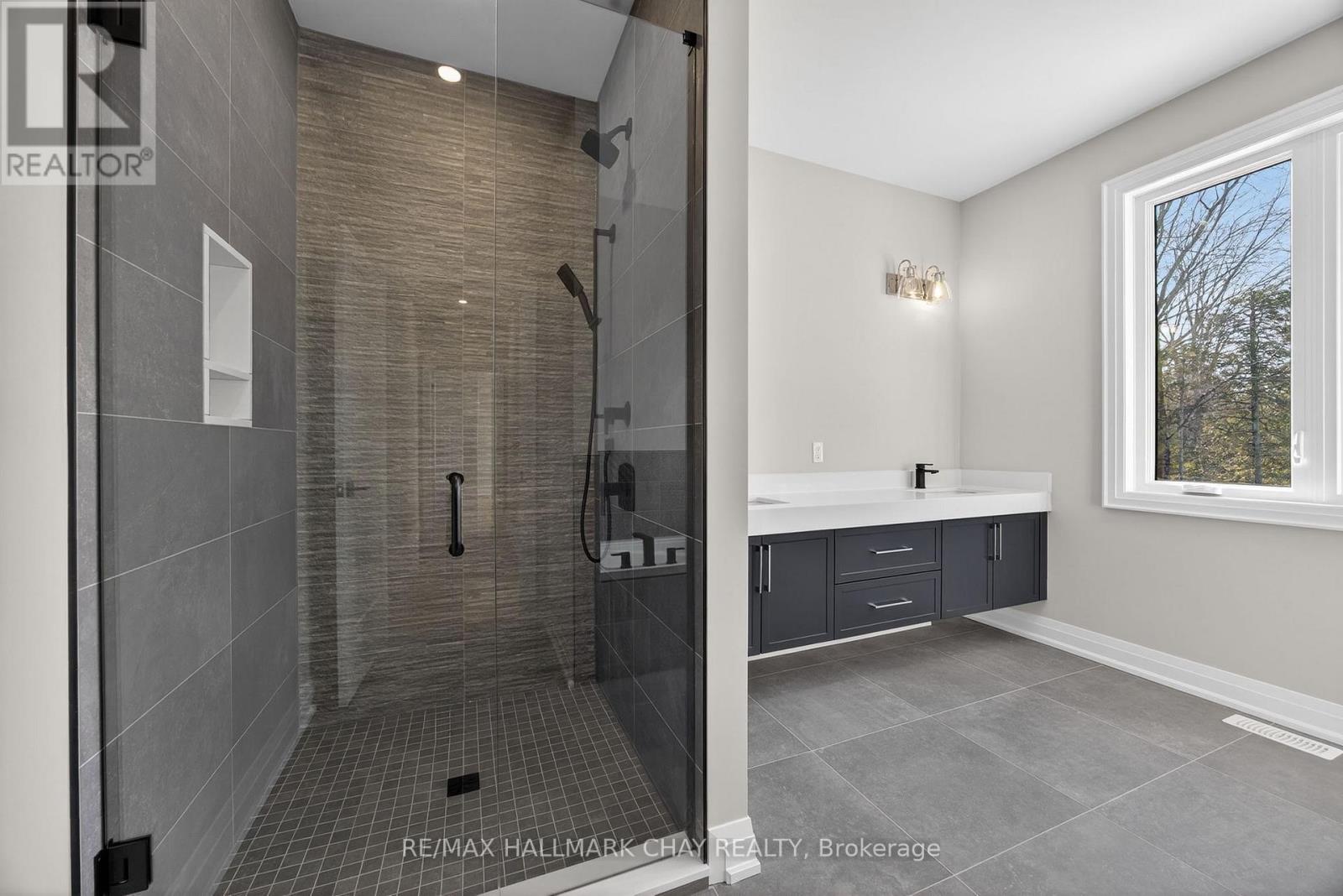 86 37th Street N, Wasaga Beach, Ontario  L9Z 2B5 - Photo 13 - S12691270