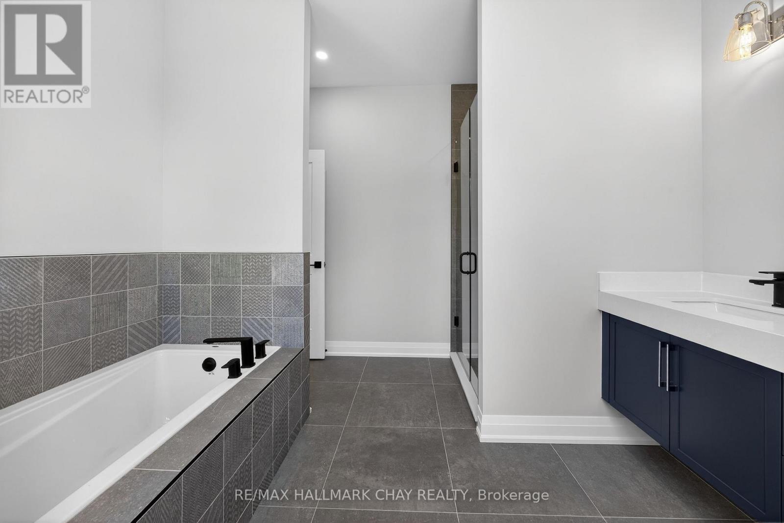 86 37th Street N, Wasaga Beach, Ontario  L9Z 2B5 - Photo 14 - S12691270