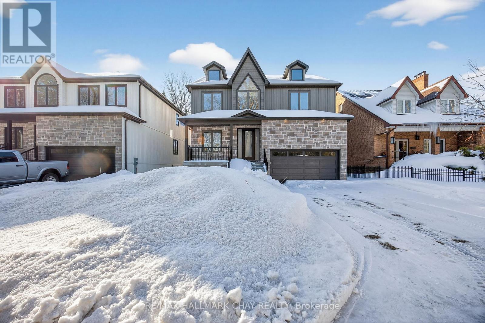 86 37th Street N, Wasaga Beach, Ontario  L9Z 2B5 - Photo 2 - S12691270