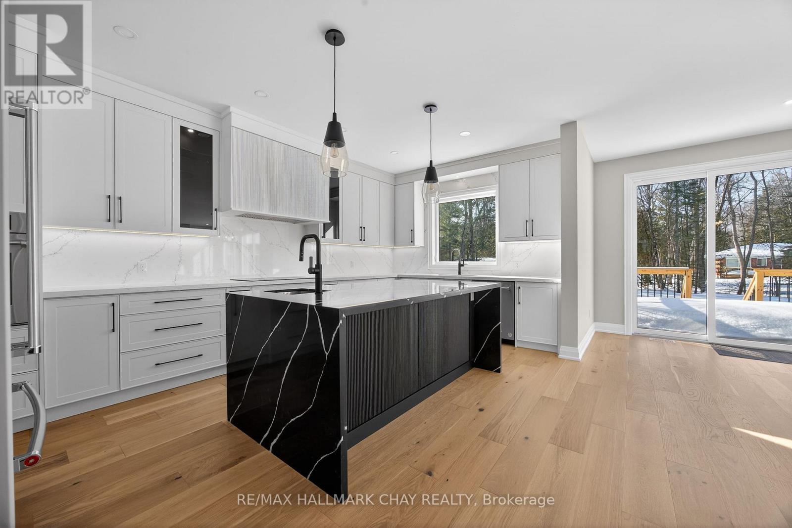 86 37th Street N, Wasaga Beach, Ontario  L9Z 2B5 - Photo 6 - S12691270