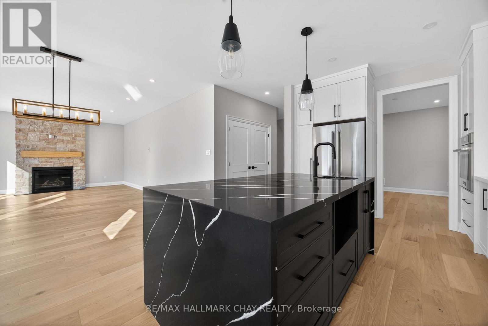 86 37th Street N, Wasaga Beach, Ontario  L9Z 2B5 - Photo 7 - S12691270