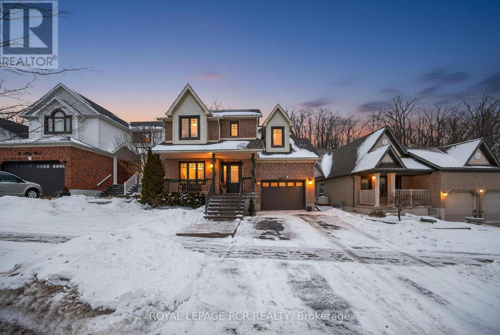 55 Abbey Road, Orangeville, Ontario  L9W 5E3 - Photo 2 - W12581786