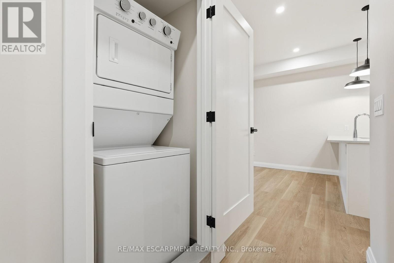 1 - 231 Park Street N, Hamilton (Central), Ontario  L8L 1L9 - Photo 12 - X12651822