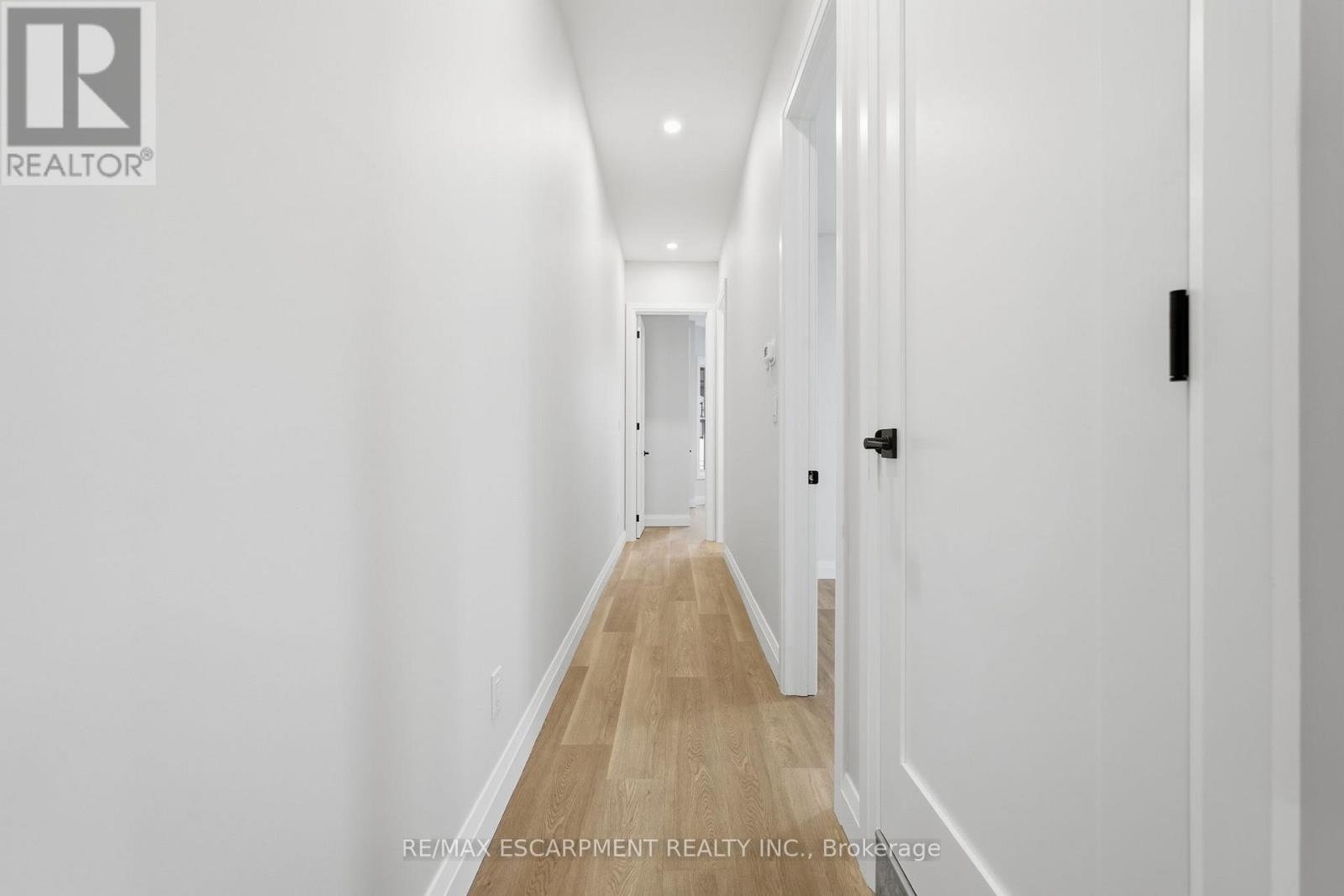 1 - 231 Park Street N, Hamilton (Central), Ontario  L8L 1L9 - Photo 13 - X12651822