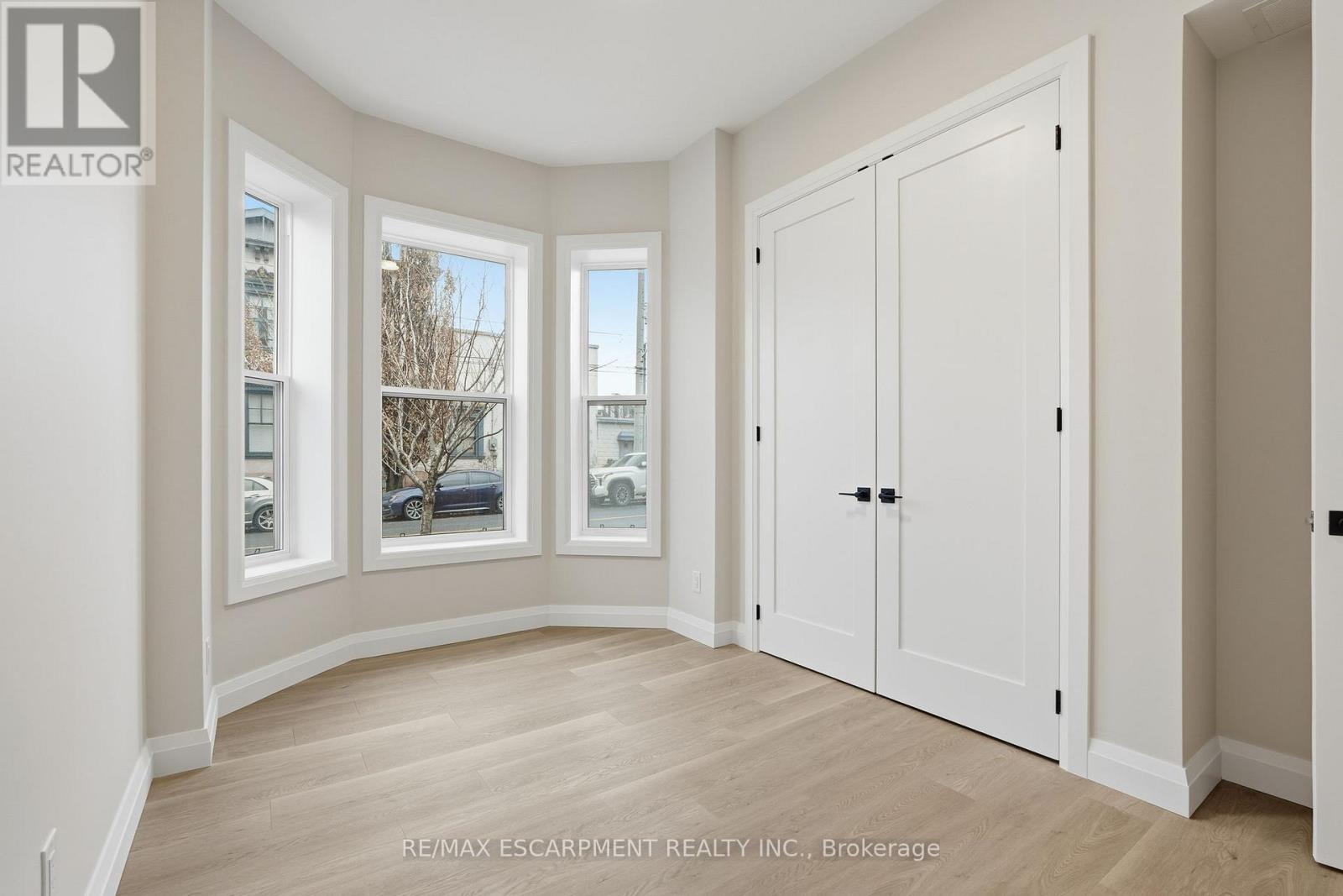 1 - 231 Park Street N, Hamilton (Central), Ontario  L8L 1L9 - Photo 15 - X12651822