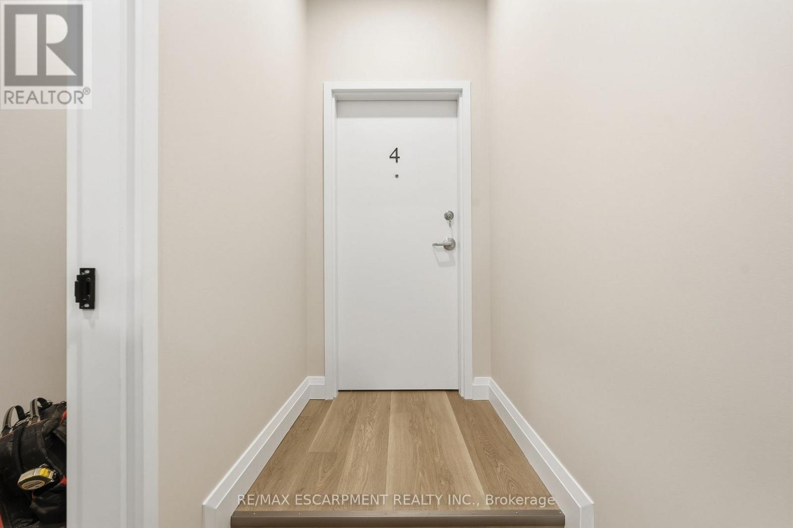 3 - 231 Park Street N, Hamilton (Central), Ontario  L8L 1L9 - Photo 5 - X12652032