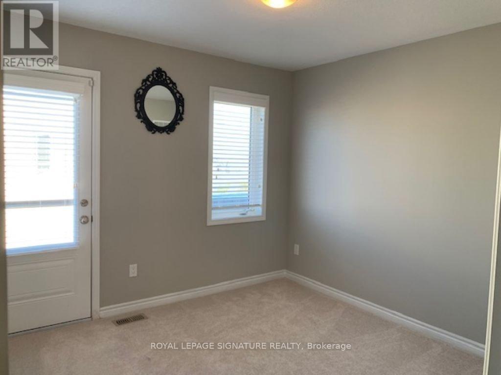 36 Daylily Lane, Kitchener, Ontario  N2R 0L7 - Photo 25 - X12687912