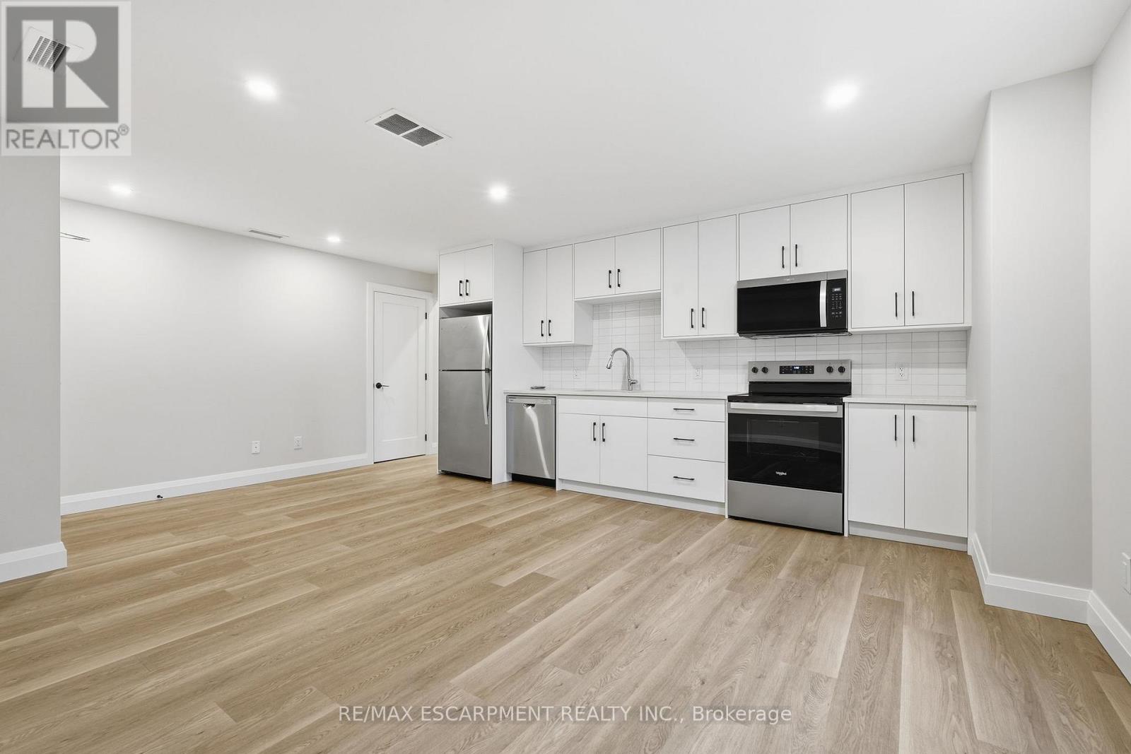 3 - 231 Park Street N, Hamilton (Central), Ontario  L8L 1L9 - Photo 10 - X12652032