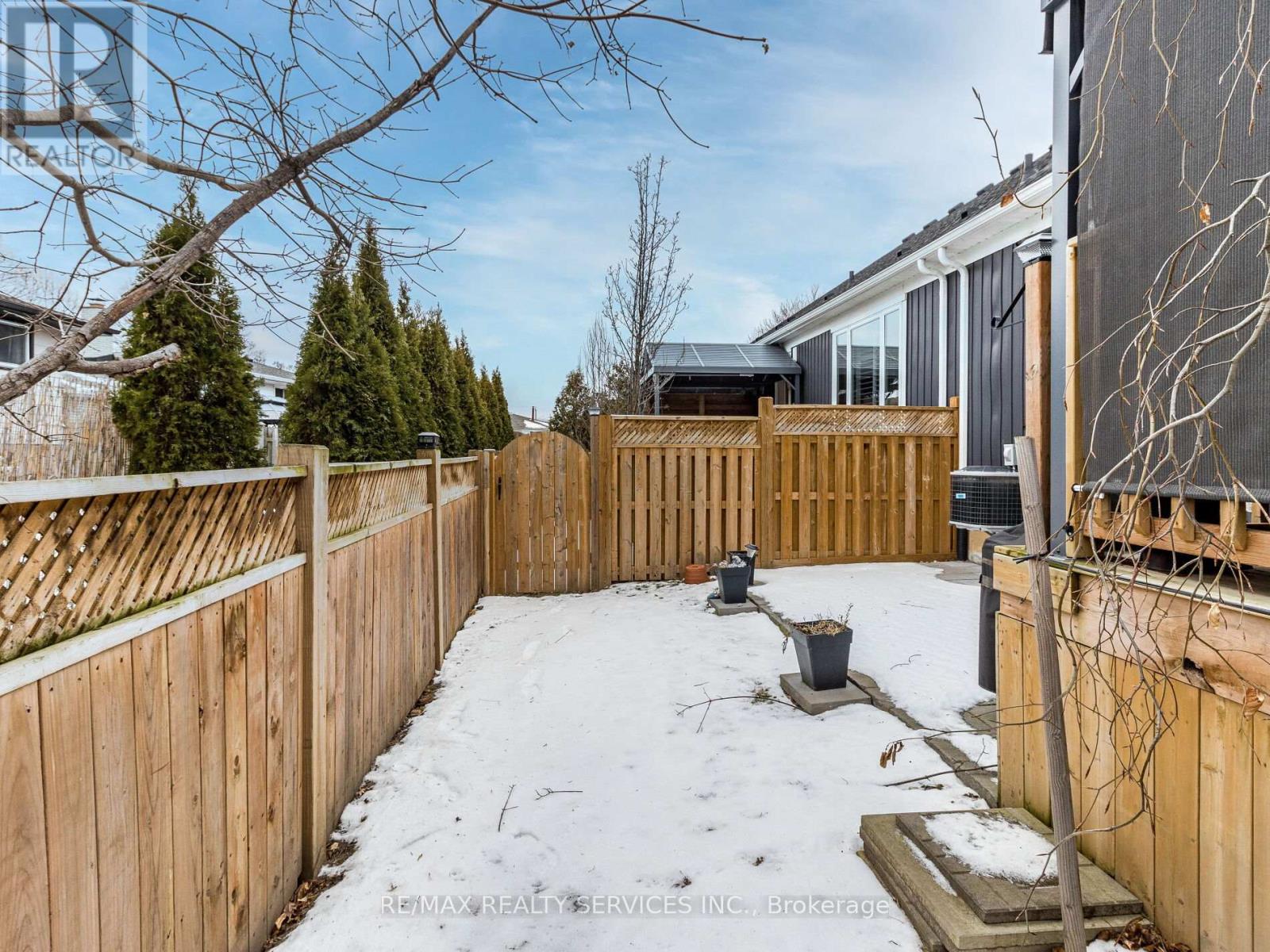 18 Princeton Common Street, St. Catharines, Ontario  L2N 0B7 - Photo 36 - X12689720