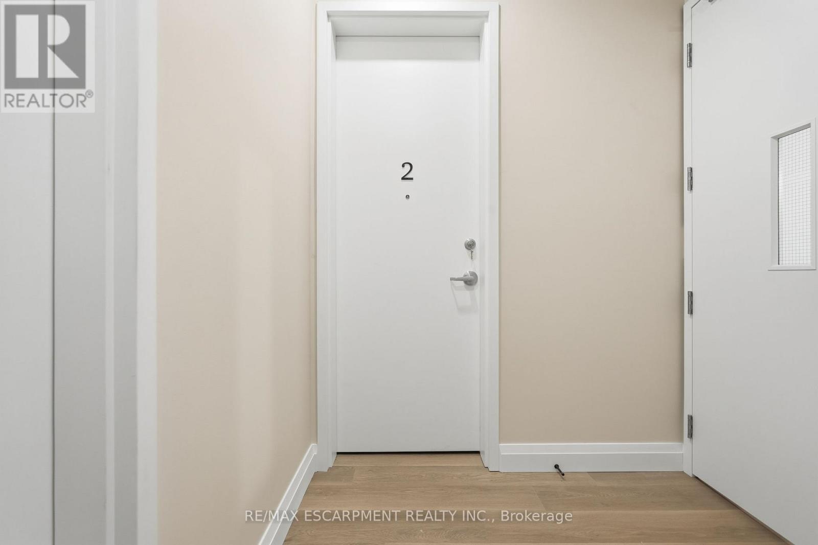 2 - 231 Park Street N, Hamilton (Central), Ontario  L8L 1L9 - Photo 5 - X12651850