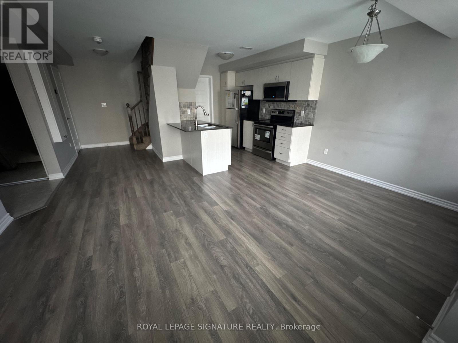 36 Daylily Lane, Kitchener, Ontario  N2R 0L7 - Photo 13 - X12687912