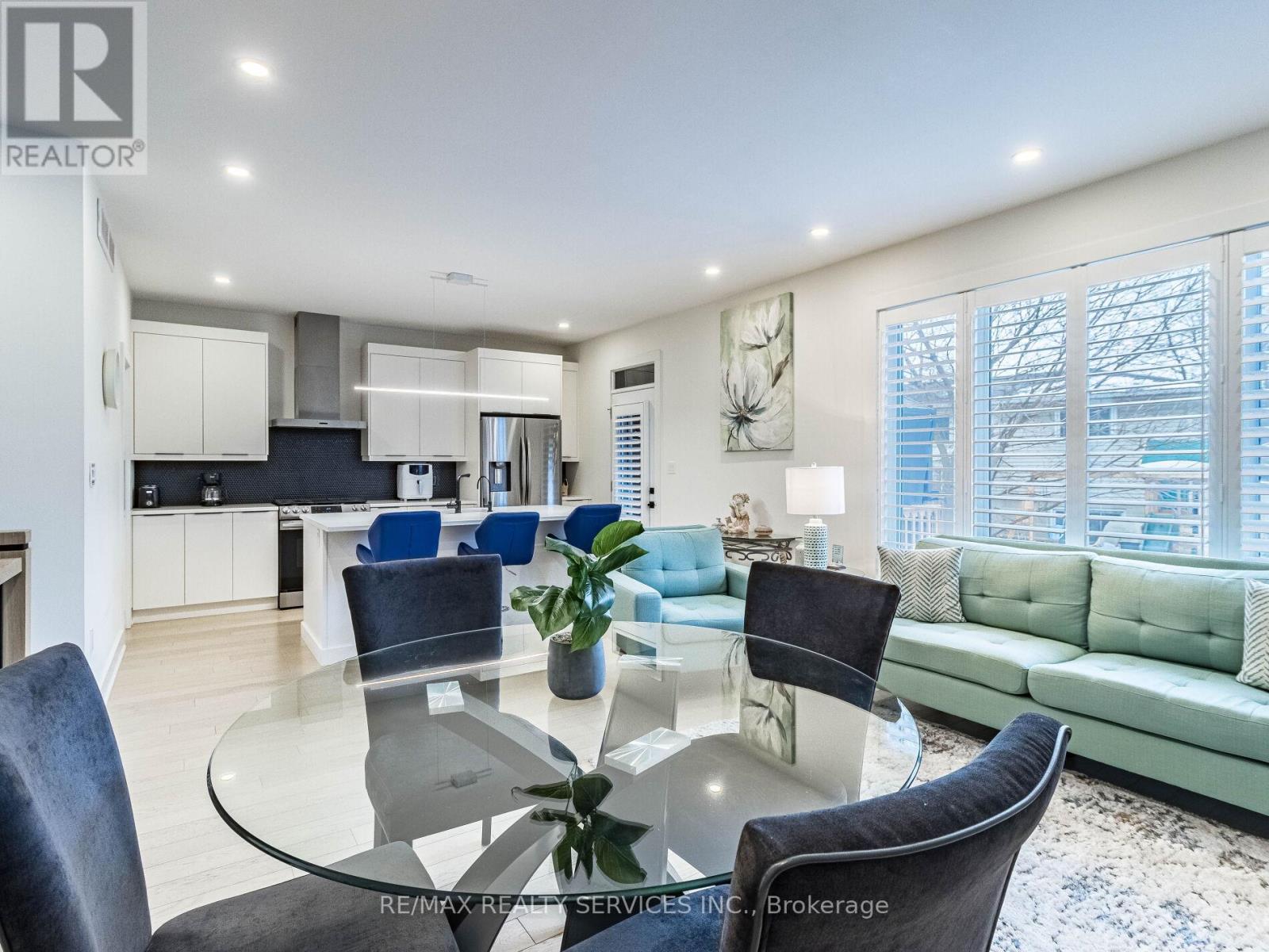 18 Princeton Common Street, St. Catharines, Ontario  L2N 0B7 - Photo 11 - X12689720