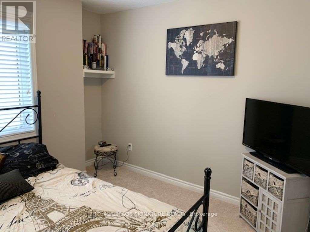 36 Daylily Lane, Kitchener, Ontario  N2R 0L7 - Photo 18 - X12687912