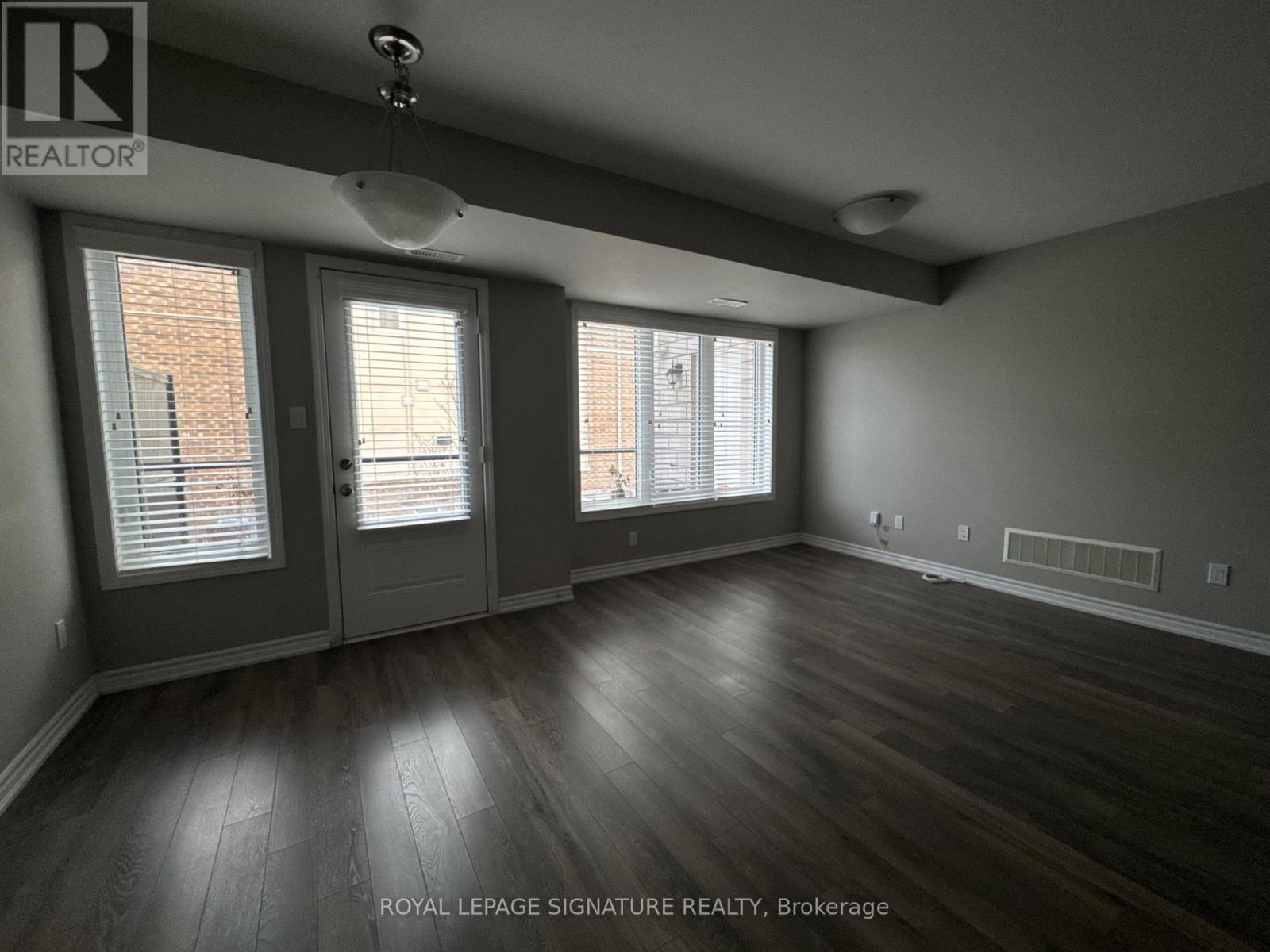 36 Daylily Lane, Kitchener, Ontario  N2R 0L7 - Photo 14 - X12687912