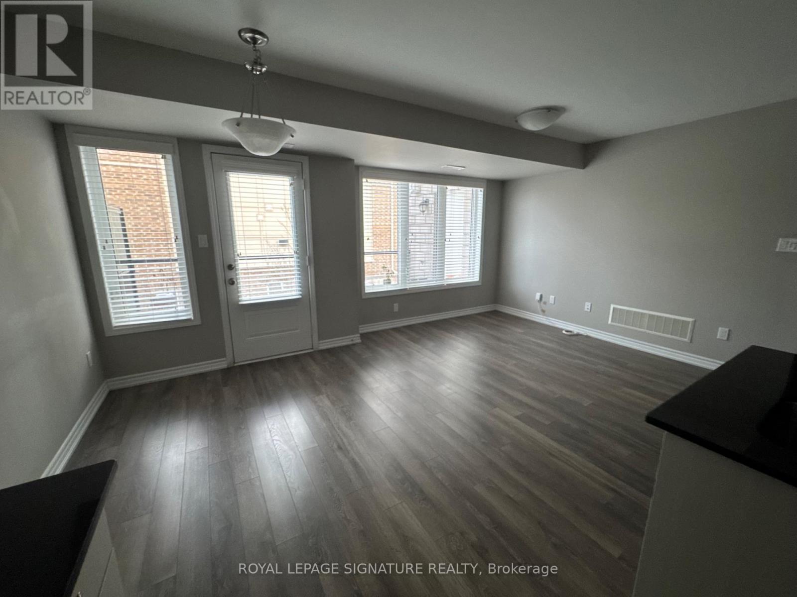 36 Daylily Lane, Kitchener, Ontario  N2R 0L7 - Photo 15 - X12687912