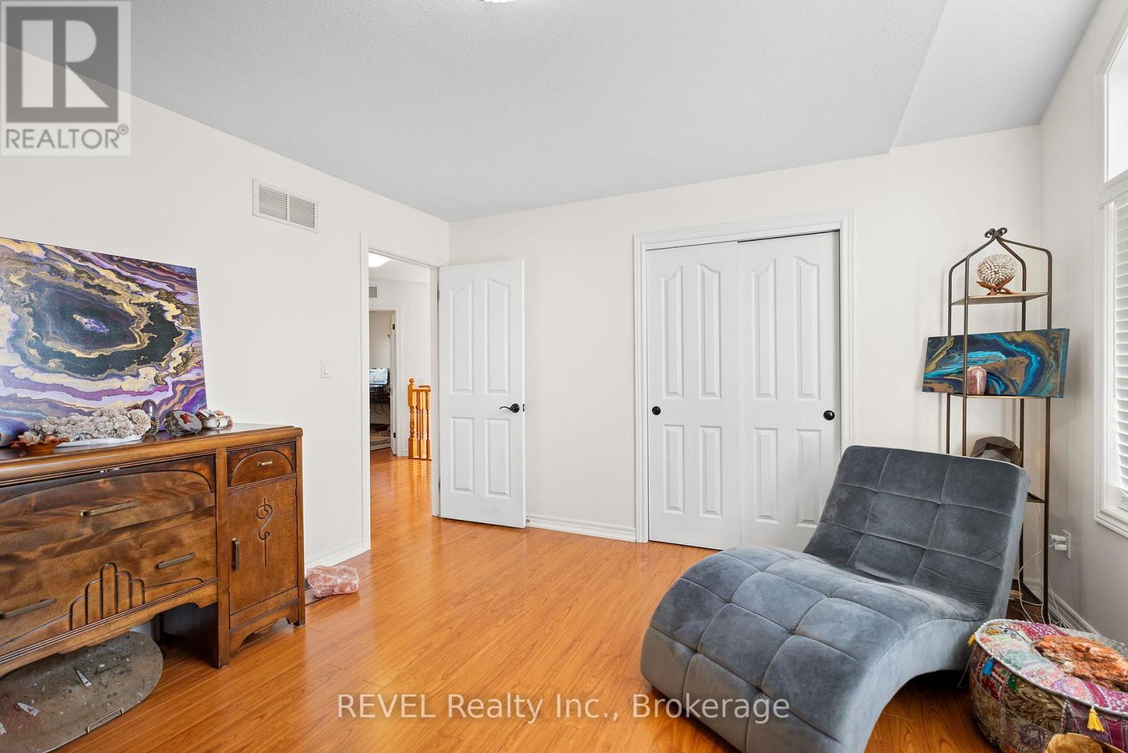 99 Loretta Drive, Niagara-On-The-Lake, Ontario  L0S 1T0 - Photo 15 - X12690674