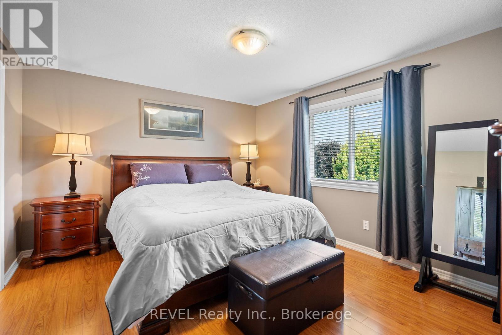 99 Loretta Drive, Niagara-On-The-Lake, Ontario  L0S 1T0 - Photo 16 - X12690674