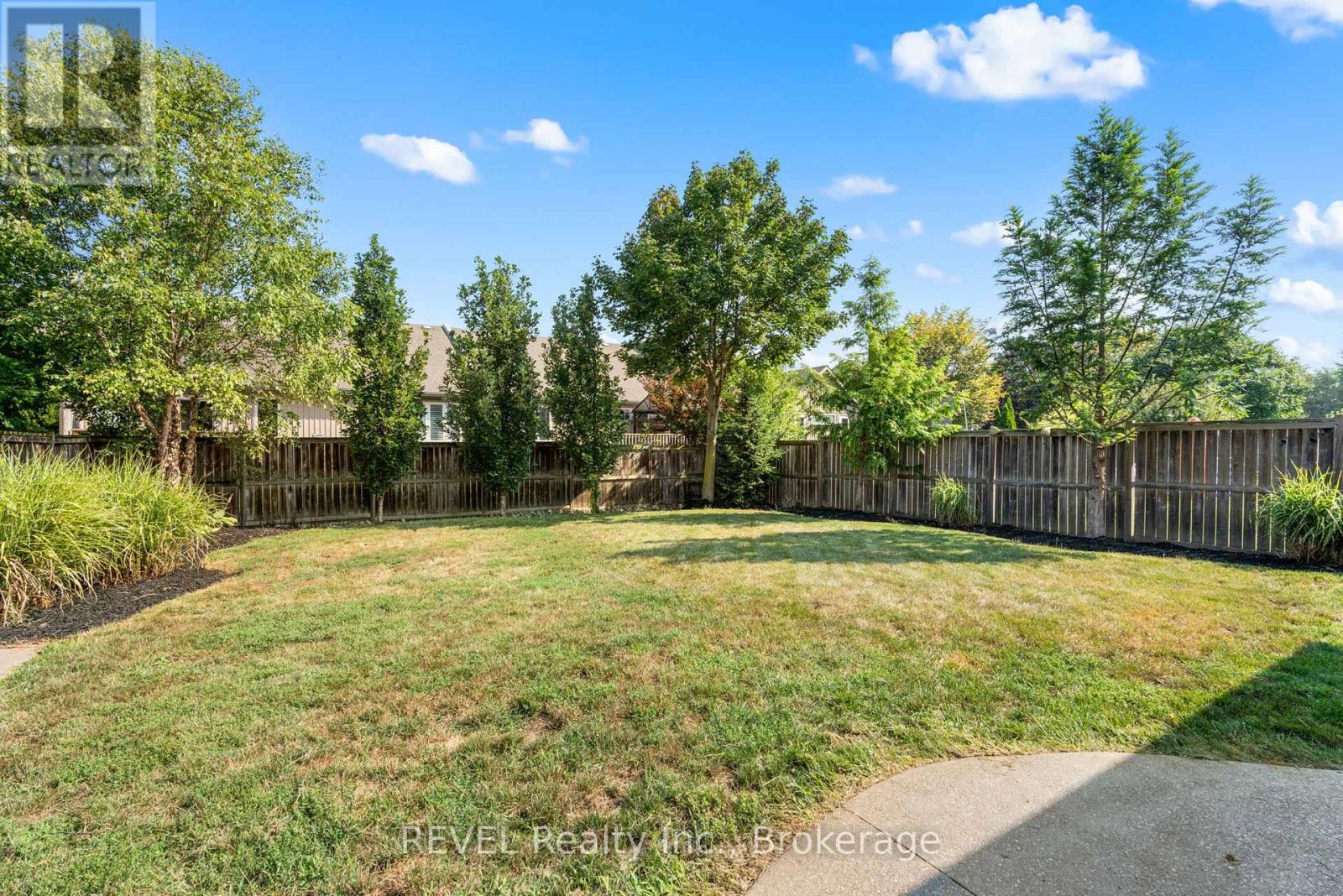 99 Loretta Drive, Niagara-On-The-Lake, Ontario  L0S 1T0 - Photo 26 - X12690674