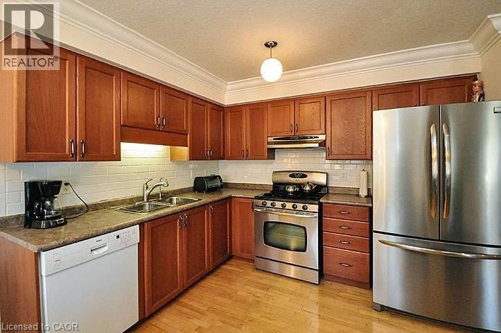 573 Wild Iris Street, Waterloo, Ontario  N2V 2X5 - Photo 9 - 40798155