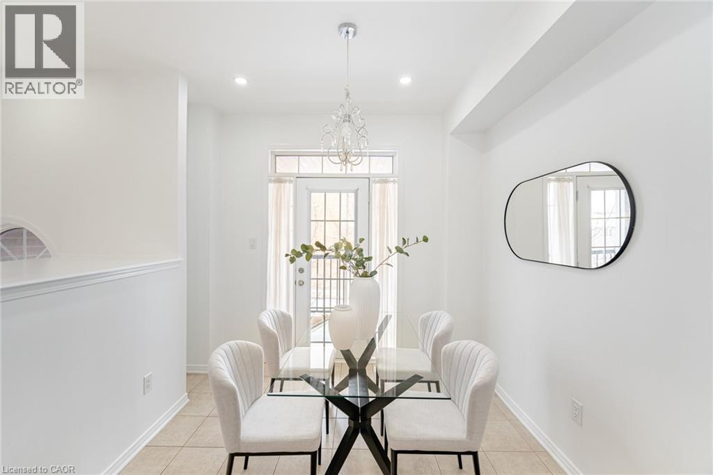 7186 Triumph Lane, Mississauga, Ontario L5N 0C5 - Photo 11 - 40798111