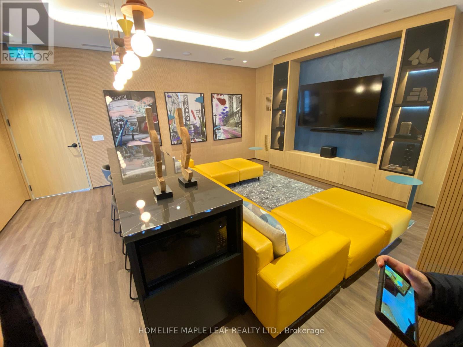 714 - 720 Whitlock Avenue, Milton, Ontario  L9E 2B5 - Photo 20 - W12691250