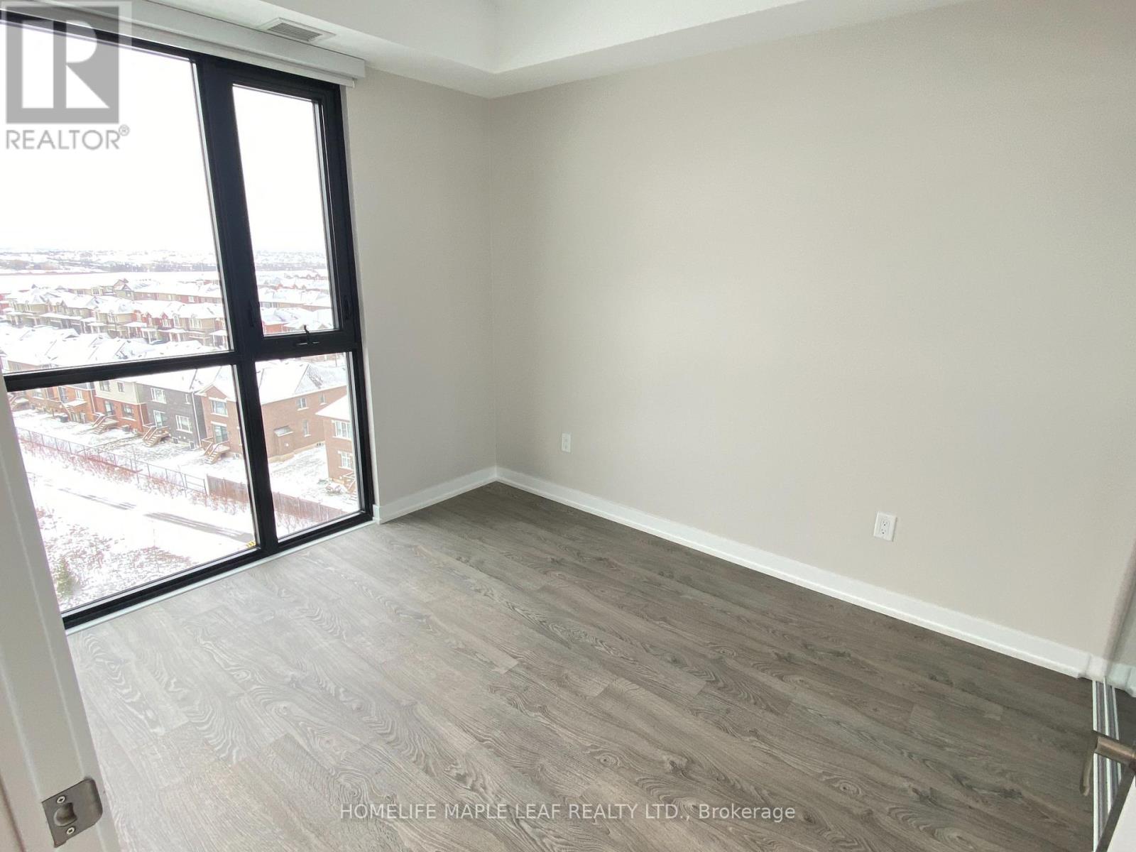 714 - 720 Whitlock Avenue, Milton, Ontario  L9E 2B5 - Photo 7 - W12691250