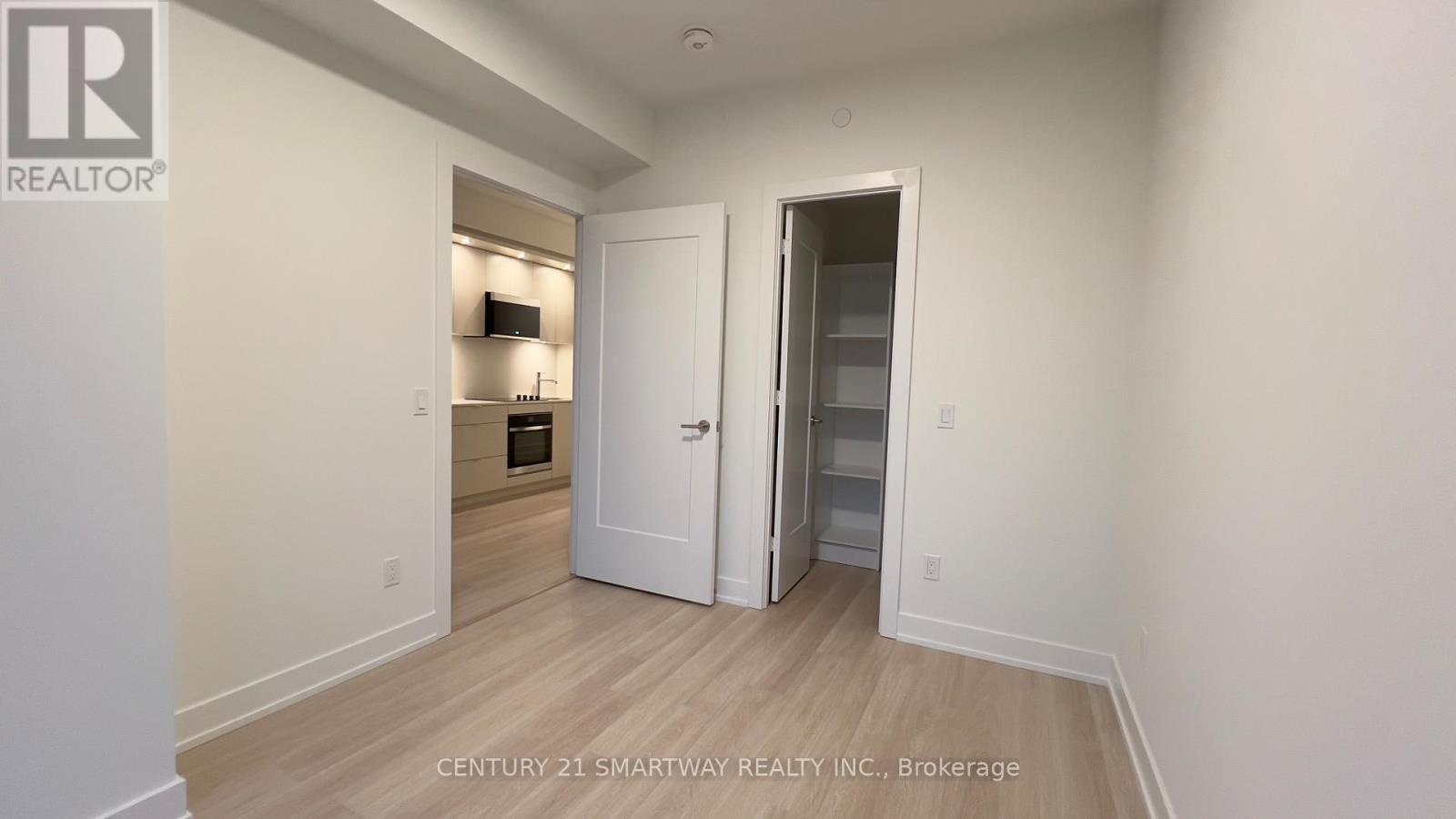 1303 - 60 Central Park Roadway, Toronto, Ontario  M9A 0E6 - Photo 19 - W12691288