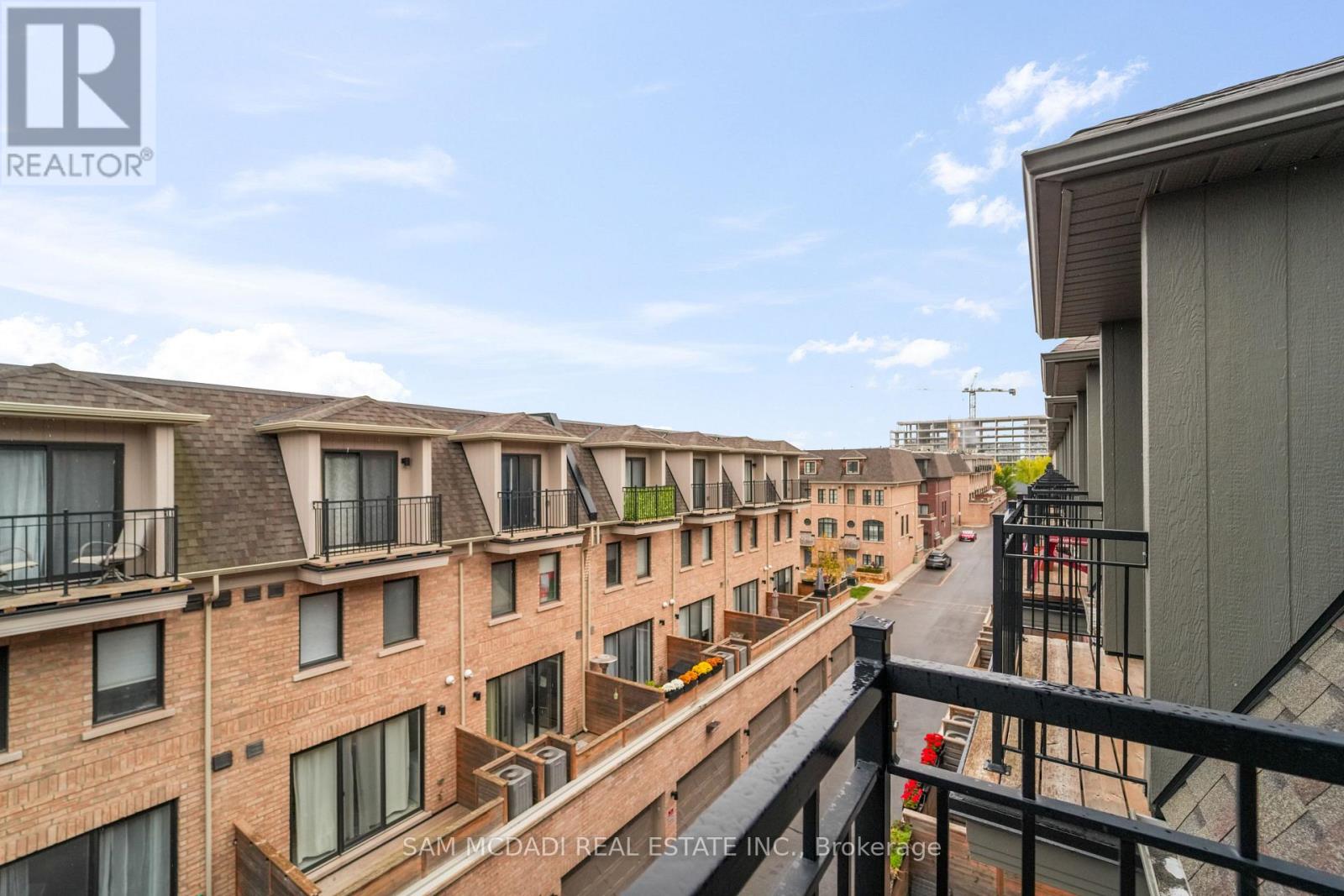 2 - 2160 Trafalgar Road, Oakville, Ontario  L6H 0N3 - Photo 33 - W12691308