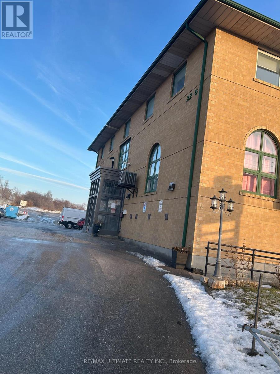 2255 Keele Street, Toronto, Ontario  M6M 3Z6 - Photo 2 - W12691370