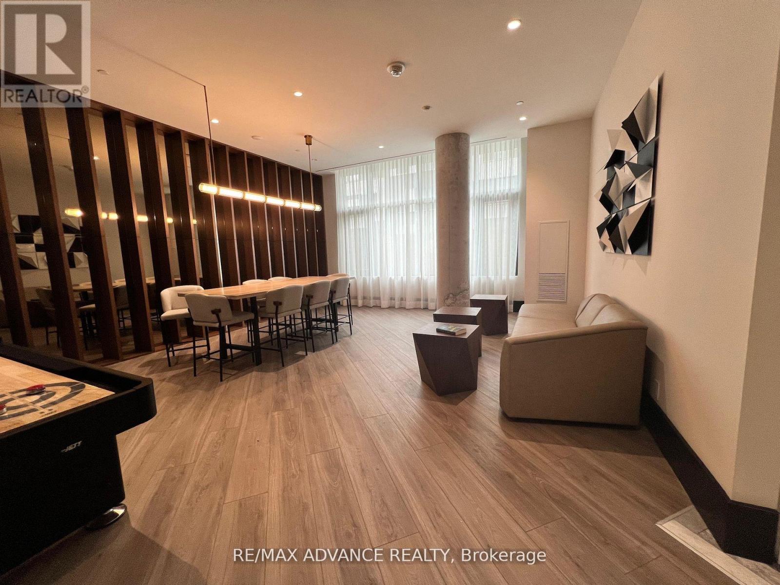 6 - 10 Ed Clark Gardens, Toronto, Ontario  M6N 0B5 - Photo 10 - W12691396