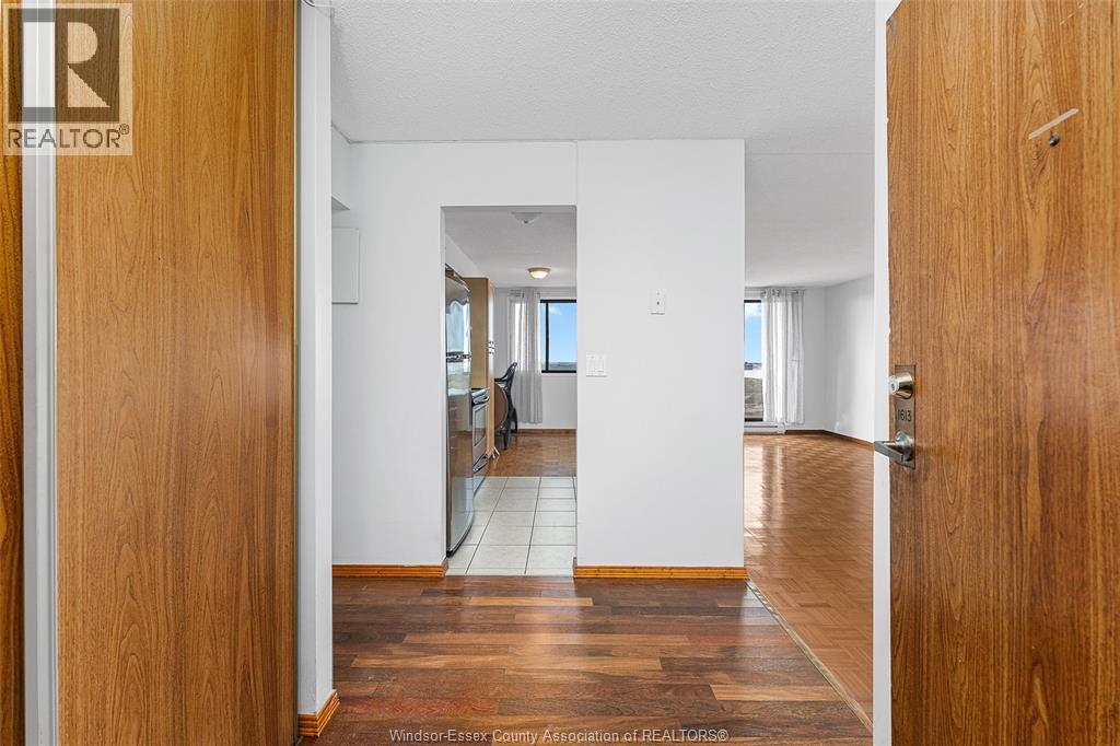 150 Park Street West Unit# 1613, Windsor, Ontario  N9A 7A2 - Photo 6 - 26000976
