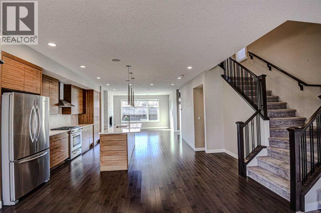 3705 41 Street Sw, Calgary, Alberta  T3E 3L6 - Photo 9 - A2278328