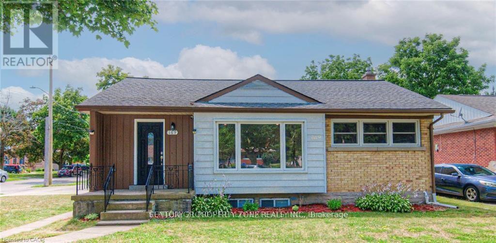 Upper - 169 Bruce Street, Kitchener, Ontario  N2B 1Z2 - Photo 1 - X12691298