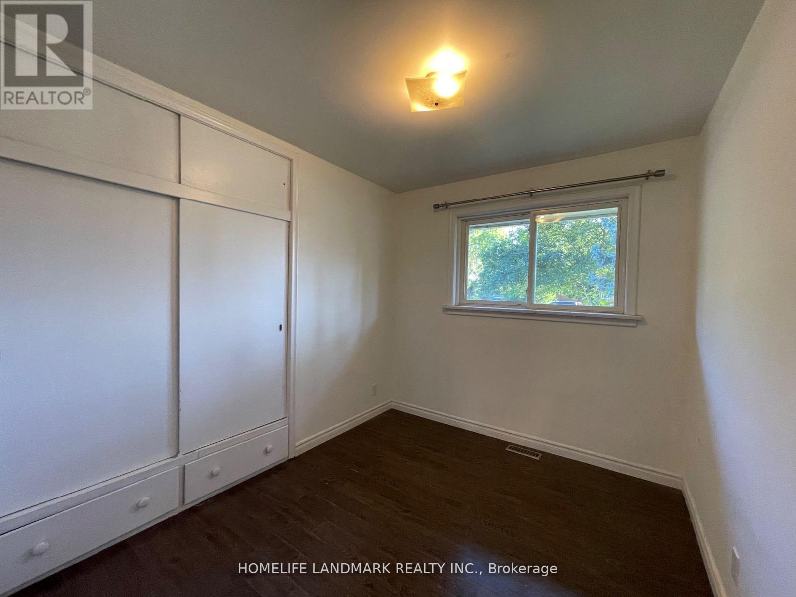 11 Byrne Boulevard, St. Catharines, Ontario  L2T 2H8 - Photo 12 - X12691368