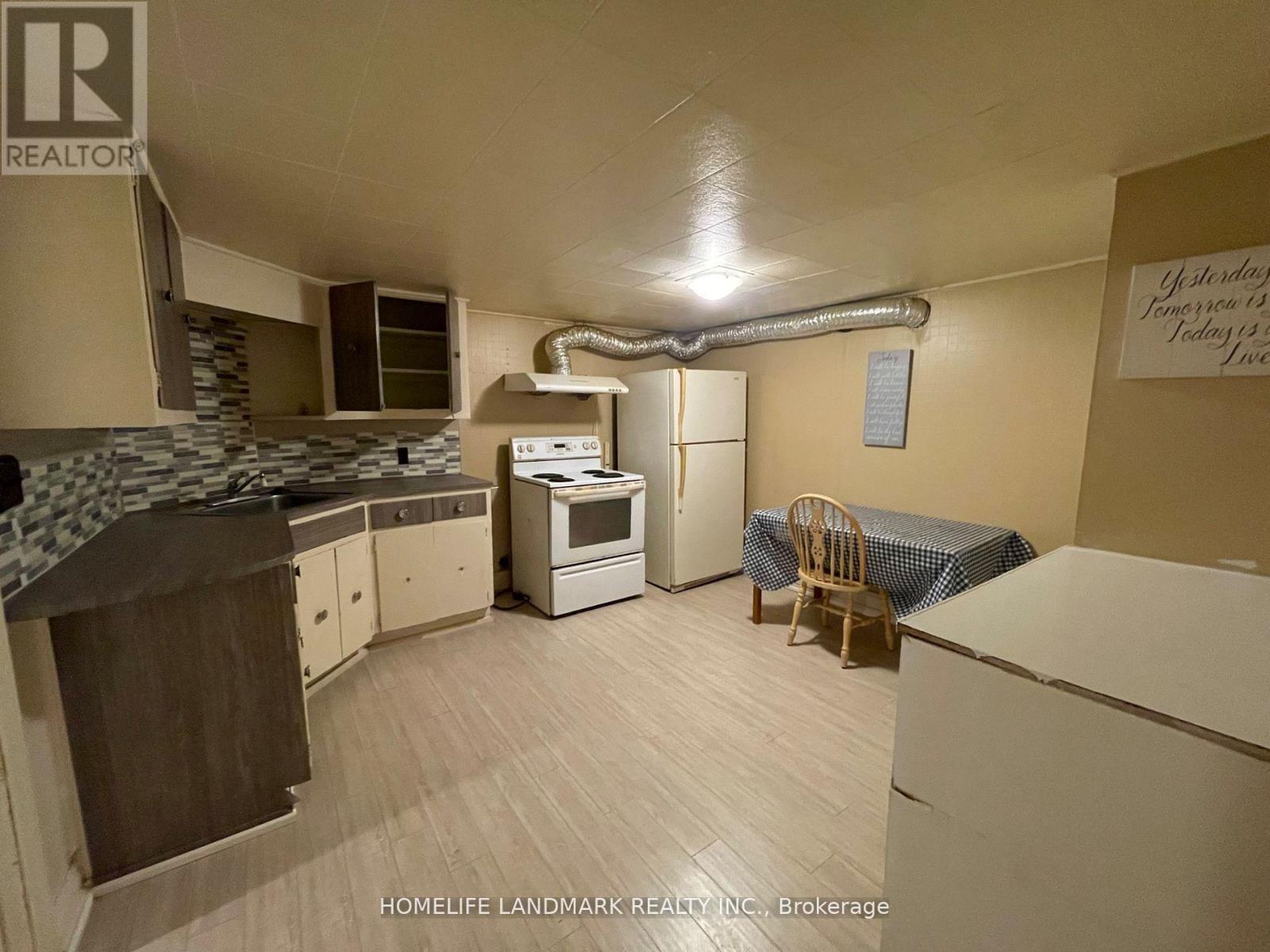 11 Byrne Boulevard, St. Catharines, Ontario  L2T 2H8 - Photo 16 - X12691368