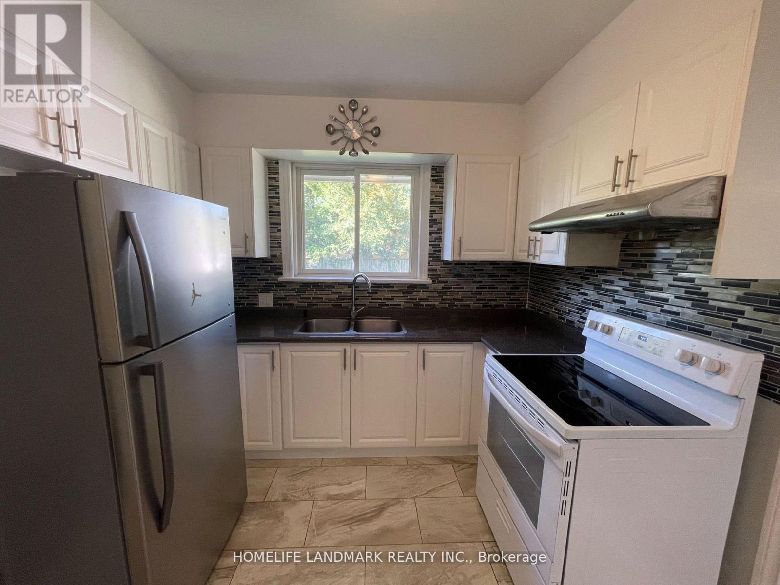 11 Byrne Boulevard, St. Catharines, Ontario  L2T 2H8 - Photo 7 - X12691368