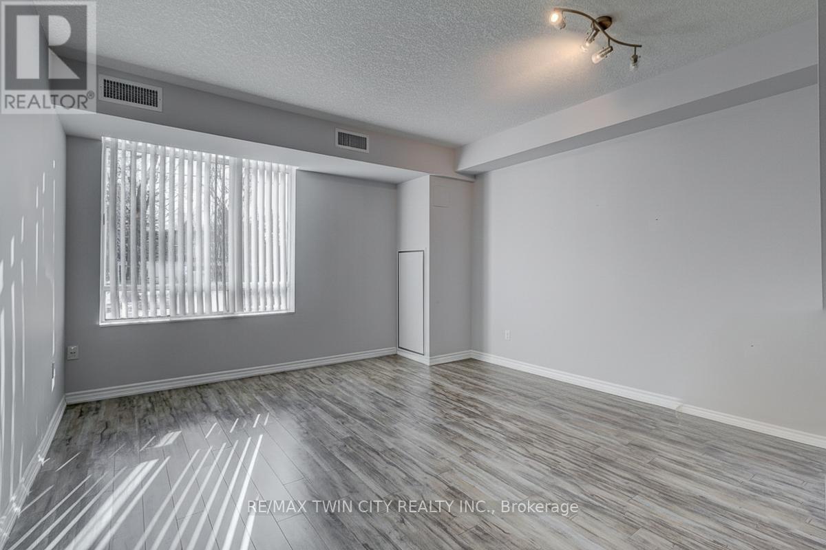 125 Wilson Street W, Hamilton, Ontario  L9G 0B3 - Photo 9 - X12691388